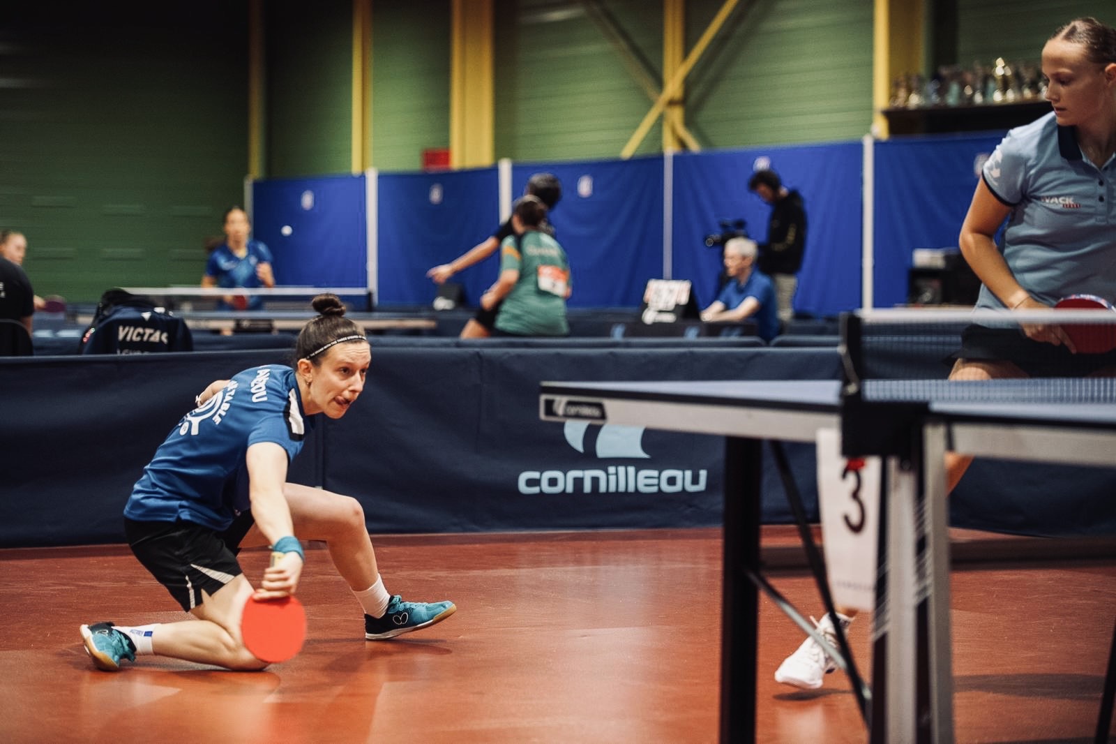 AGATHE AVEZOU
